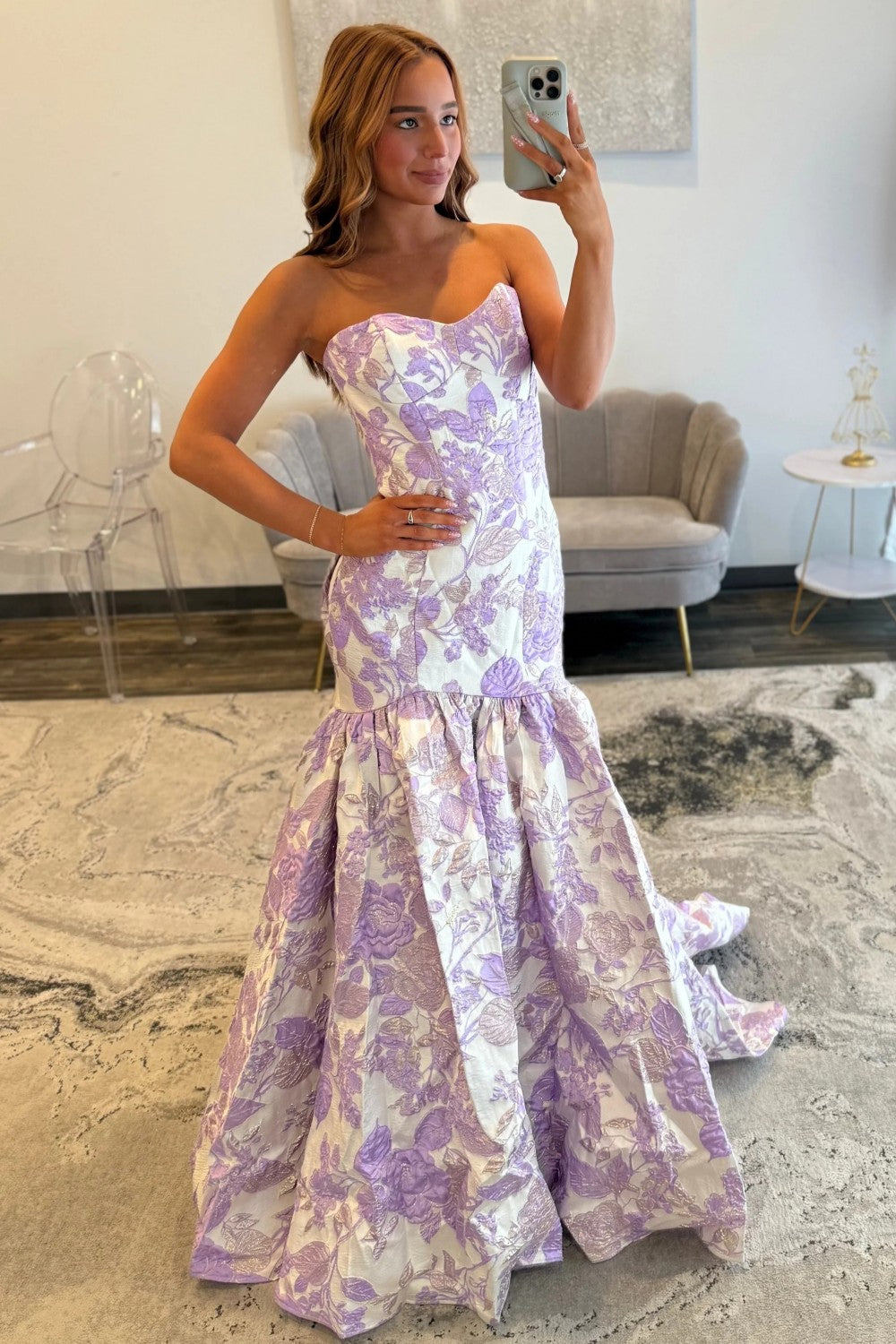 Stunning Mermaid Sweetheart Purple Long Prom Dress with Court Train - View 4 | VelvetHem