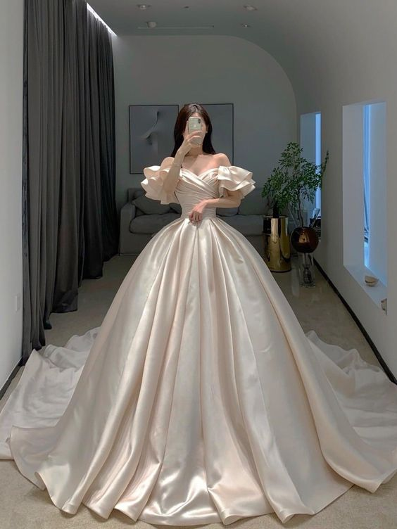 Charming Off The Shoulder Ball Gown,Princess Dress - VelvetHem
