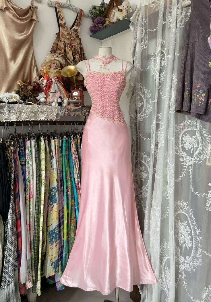Chic Pink Spaghetti Straps Satin Mermaid Prom Evening Dress Y8104 - VelvetHem