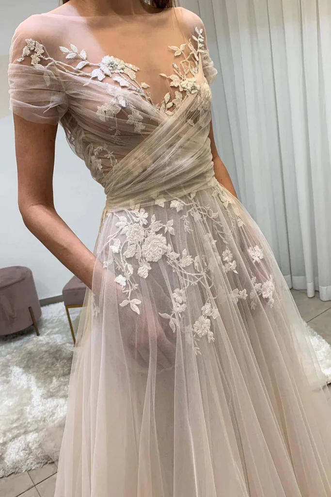 Ivory Sheer Neck Short Sleeves Tulle Prom Dress Lace Appliques With Pockets - VelvetHem