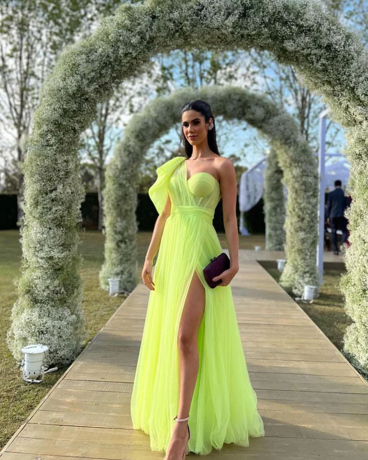 Charming A Line One Shoulder Fluorescent Green Tulle Long Prom Dresses with Slit - VelvetHem