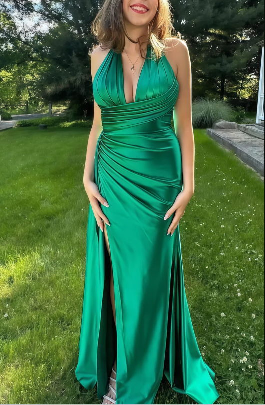 Green Halter V Neck Pleated Prom Dress,Slit Mermaid Party Evening Gown - VelvetHem