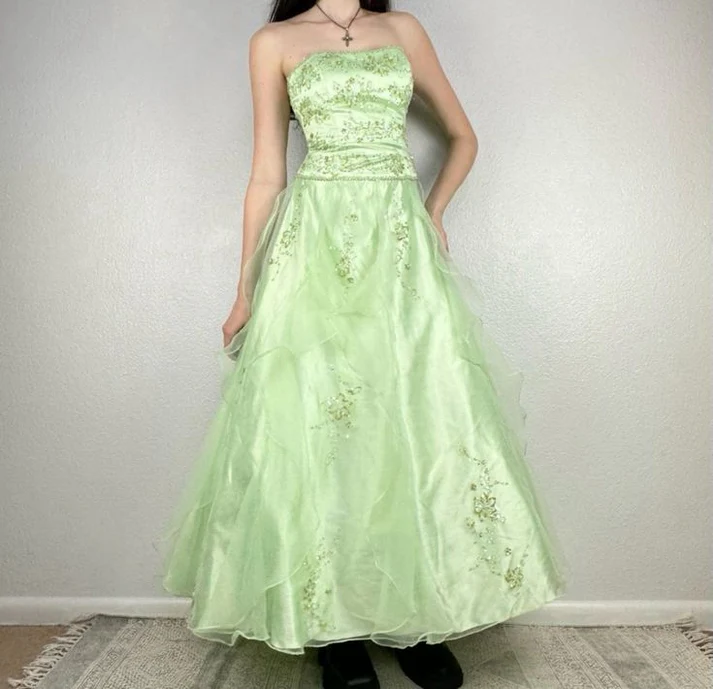 Fashion Light Green Tulle Satin Appliques A Line Long Prom Evening Dress - VelvetHem