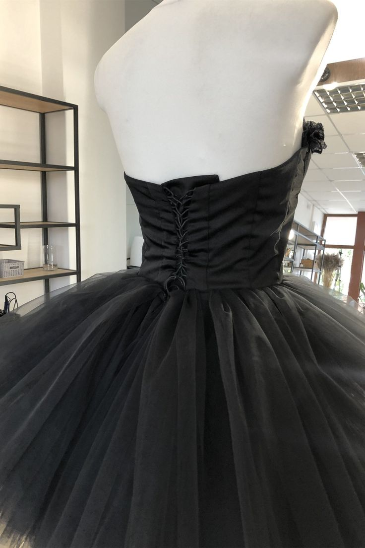 Elegant Sweetheart Black Corset Tulle Short Party Dress Birthday Dress - View 4 | VelvetHem