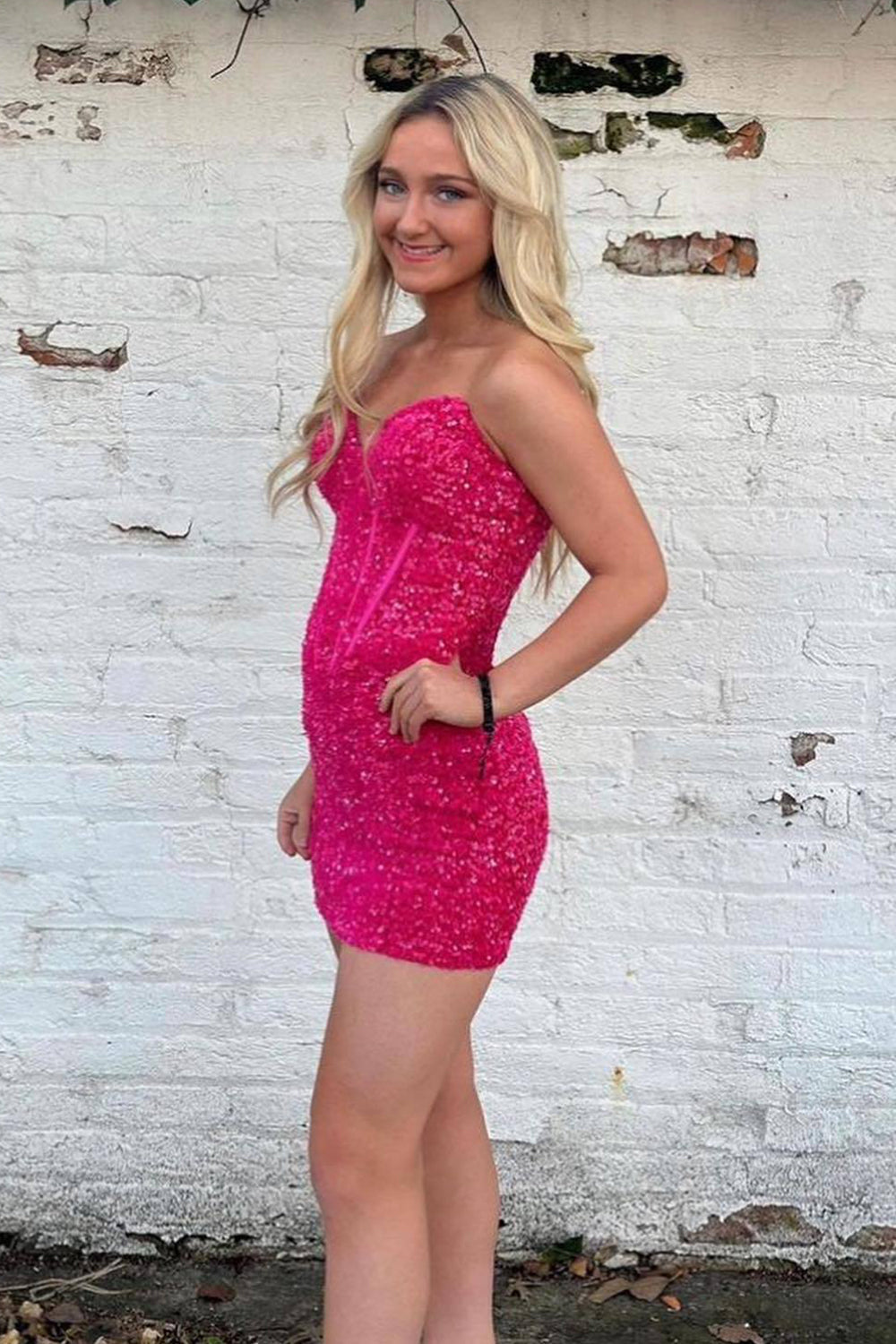 Black Homecoming Dresses Sweetheart Sequin Tight Short Cocktail Dresses