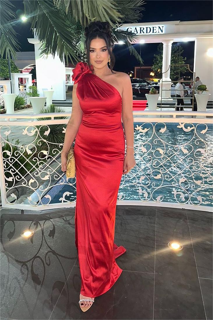 Red Prom Dress Satin One Shoulder Sleeveless Long Evening Formal Dress With Pleated