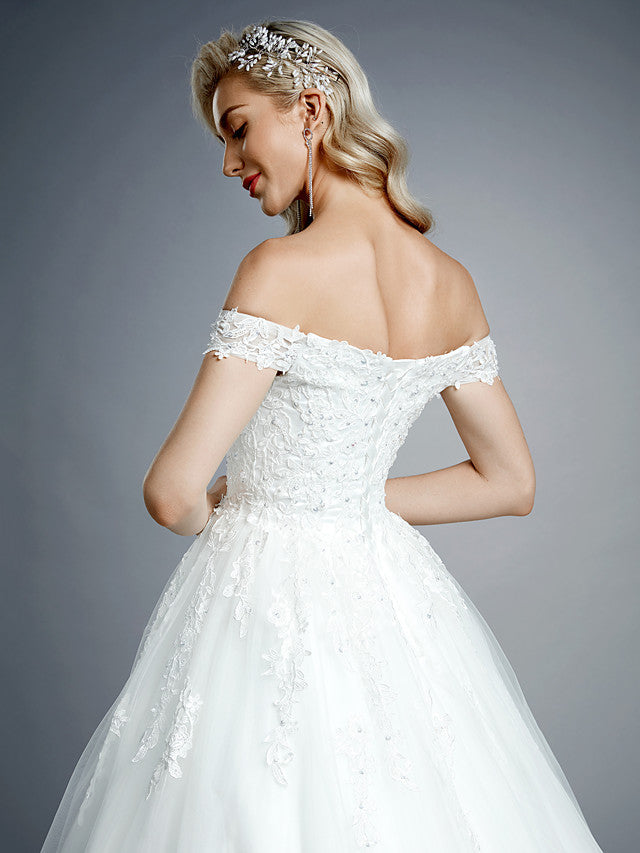 Romantic Ball Gown Wedding Dress Off Shoulder Lace Tulle Short Sleeve Sparkle & Shine Bridal Gowns with Court Train