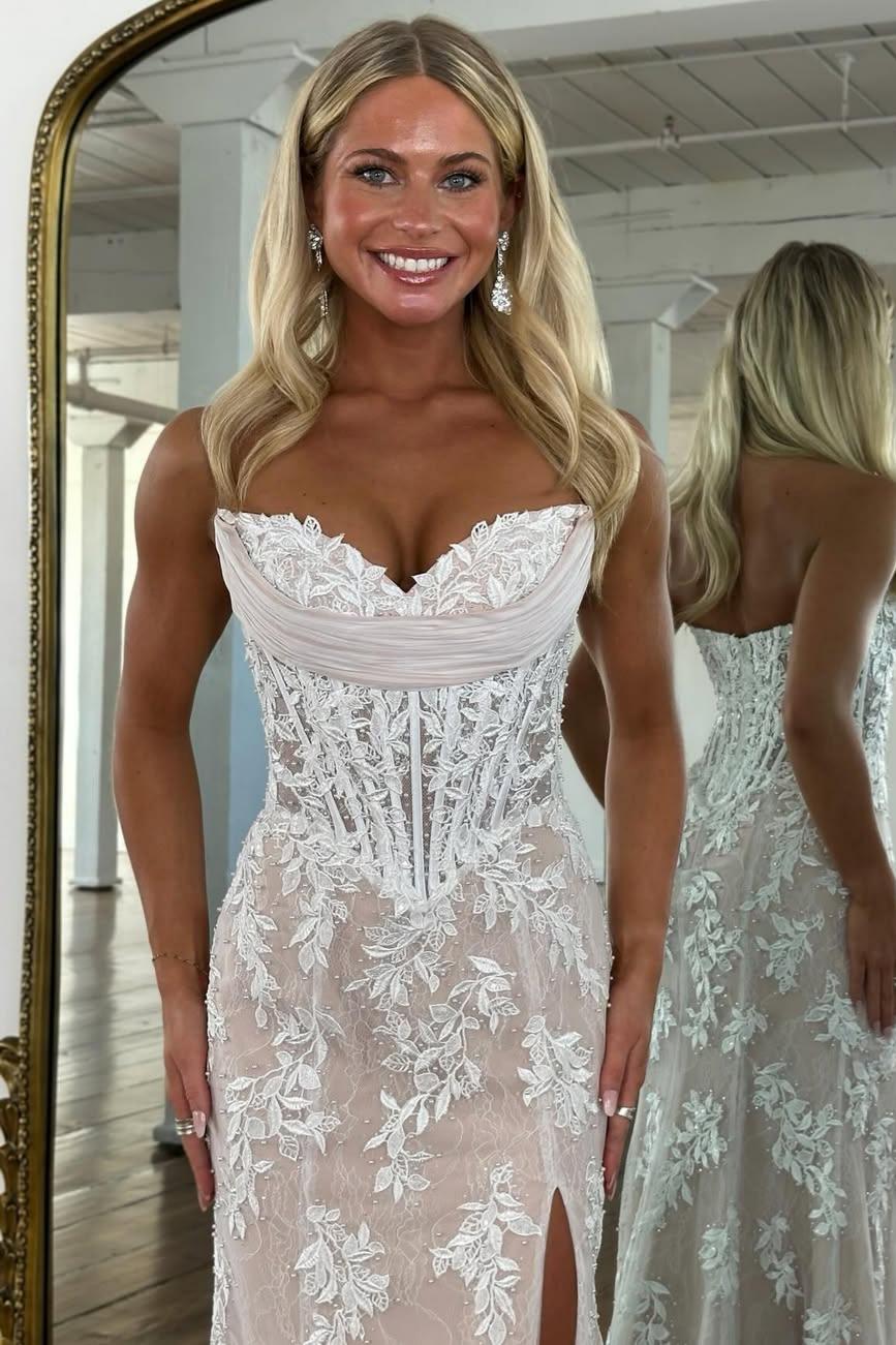 Charming Mermaid Sweetheart Yellow Corset Prom Dress with Appliques