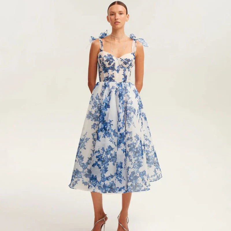 Floral back lace - up suspender dress