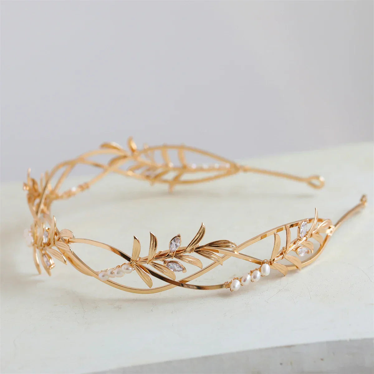 Bridal Hair Jewelry Vintage Gold Color Tiara Pearl Zircon Headband Headpiece Brides Leaf Hairband Headwear Wedding Accessories