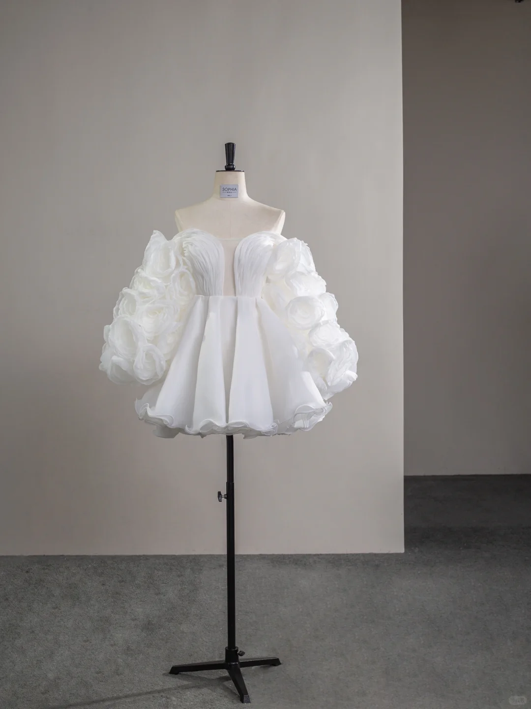 Unique Off The Shoulder White A Line Short 16th Birthday Outfits Homecoming Dress - VelvetHem