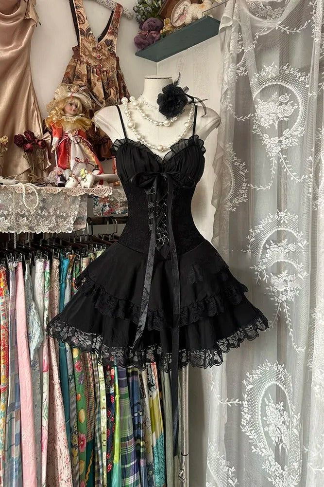 Elegant Spaghetti Straps Satin Lace Layered A Line Short Party Dress Formal Graduation Homecoming Dress
