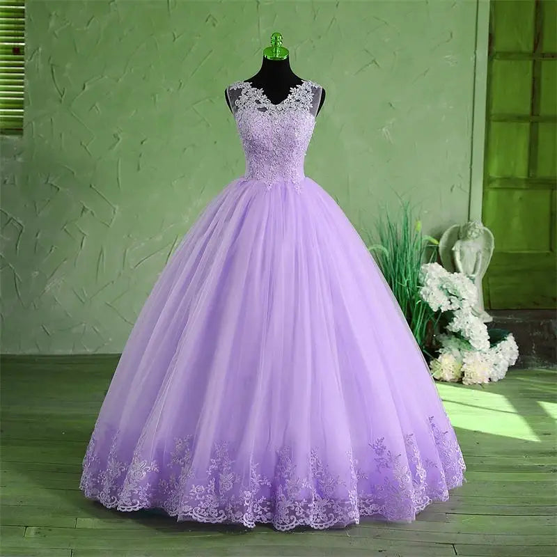 Spring New Sky Blue Quinceanera Dresses Sleeveless V-neck For Party Sweet Ball Gown Lace Appliques Prom Dress Customize Vestido (ZD17290)