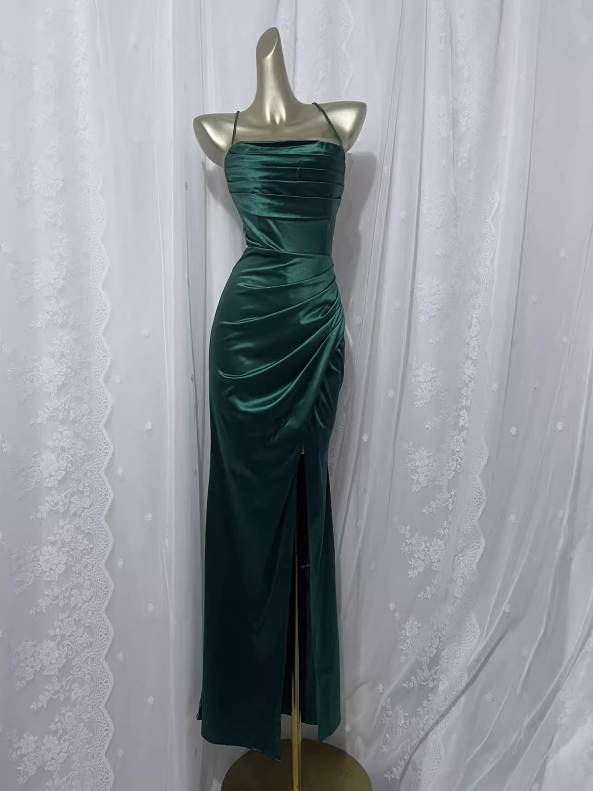 Vintage Sheath Spaghetti Straps Dark Green Vacation Dress Satin Birthday Dresses - VelvetHem