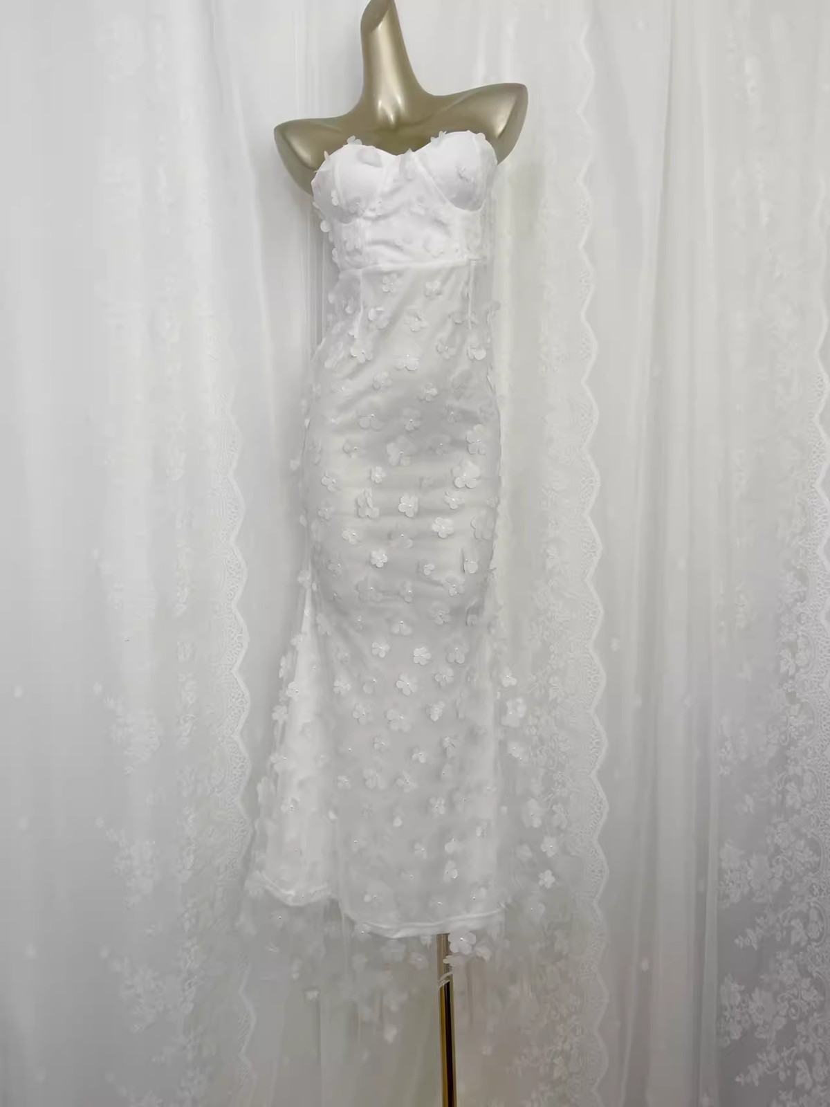 Vintage Sheath Strapless White Vacation Dress Flowers Birthday Dresses - VelvetHem