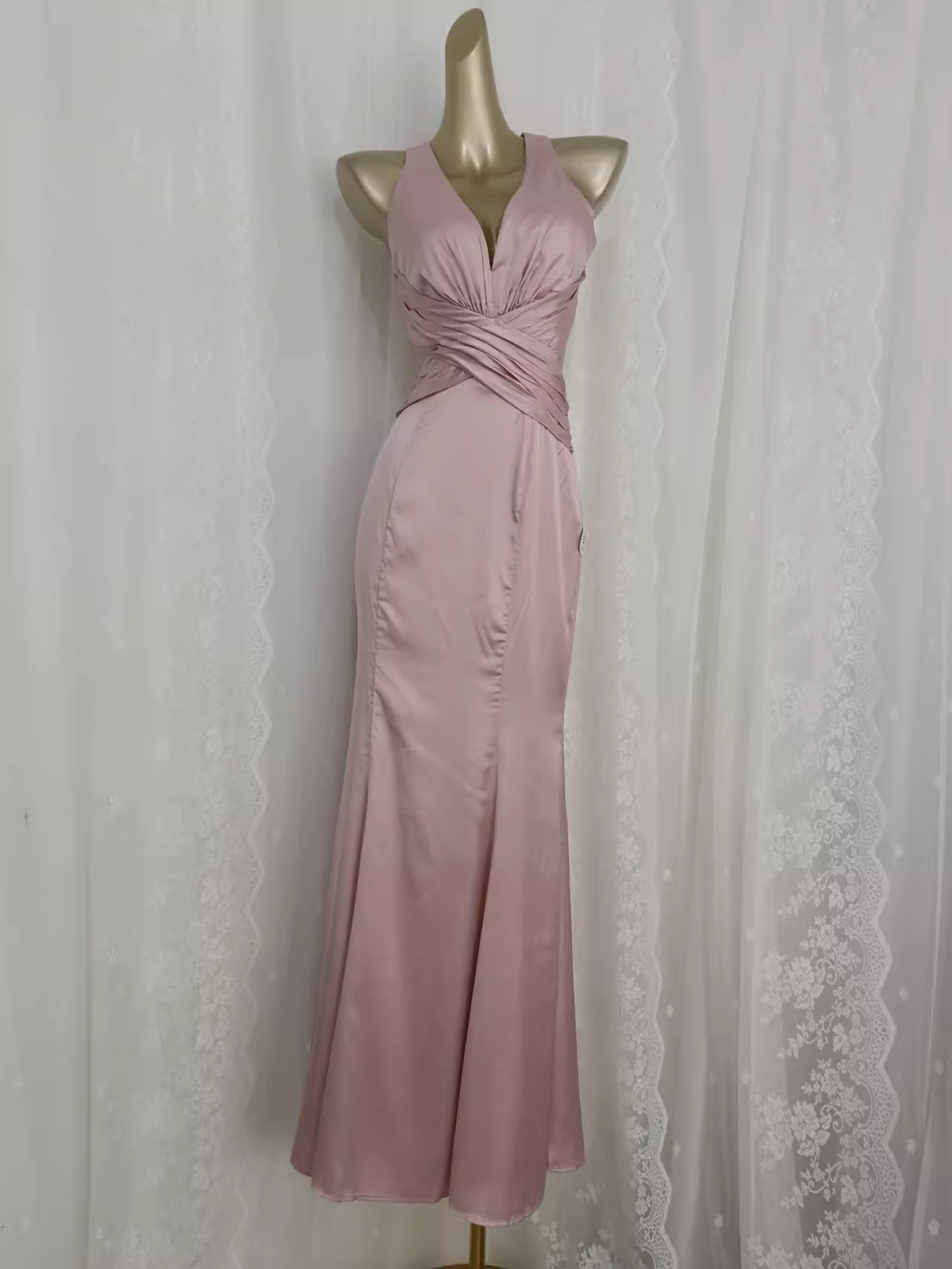 Vintage Sheath V Neckline Satin Pink Vacation Dress Birthday Dresses - VelvetHem