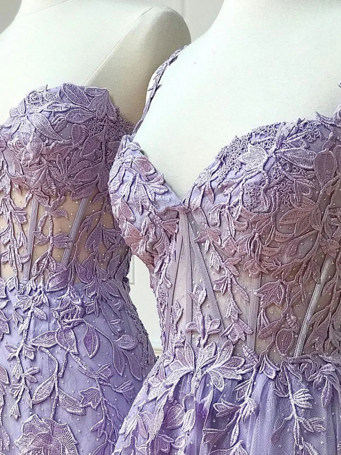 Elegant Mermaid Sleeveless Lace Lilac Evening Prom Dresses Long Prom Dresses - View 9 | VelvetHem