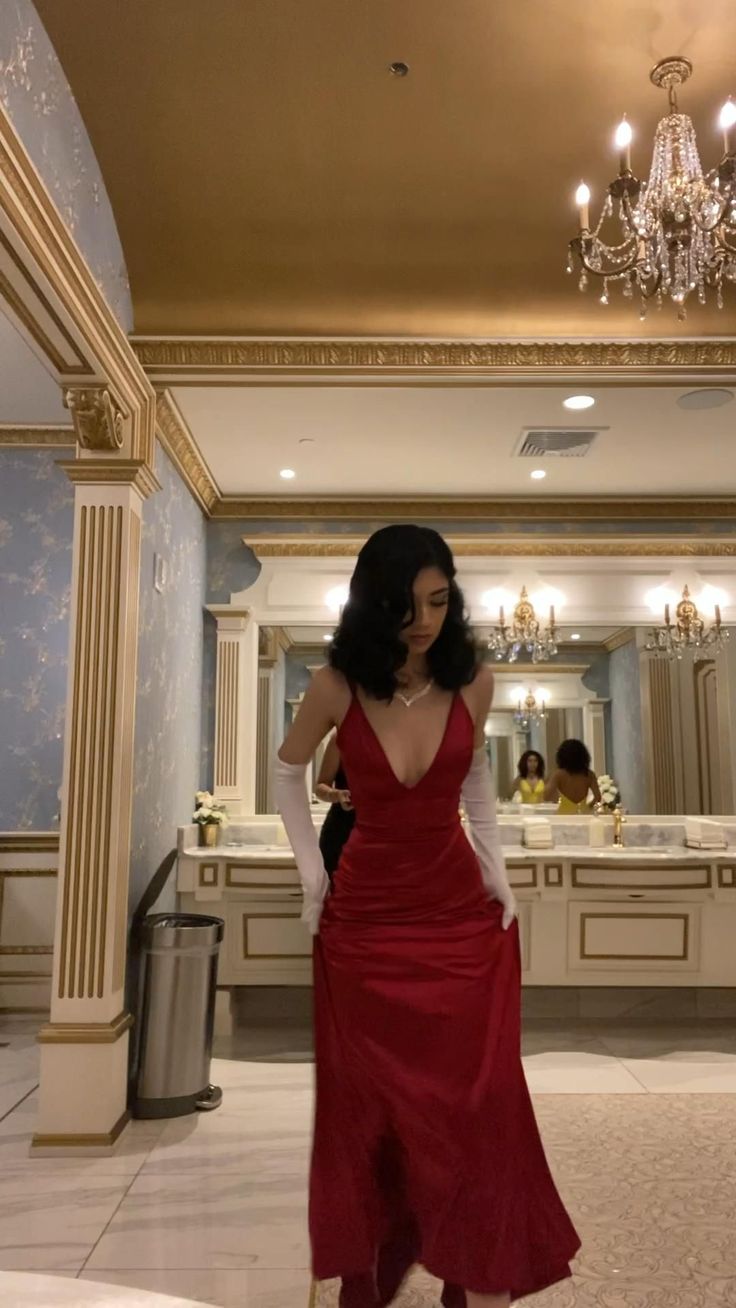 Sexy Mermaid Straps Floor Length Red Prom Dresses