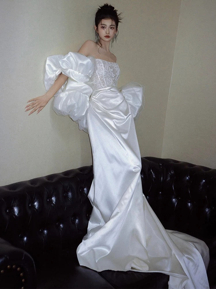 Unique Mermaid Strapless Lace Pleats White Satin Ruffles Wedding Dresses