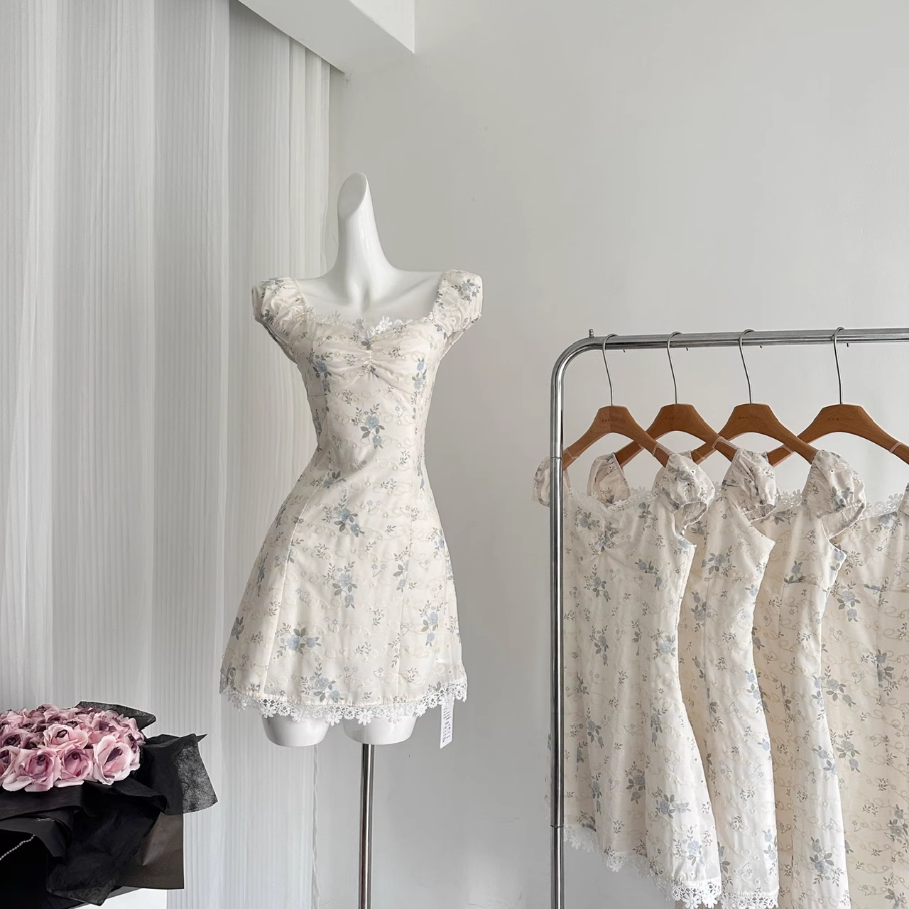 Cute A line Sweetheart Cap Sleeves Blue Floral Dress Short Holiday Dresses