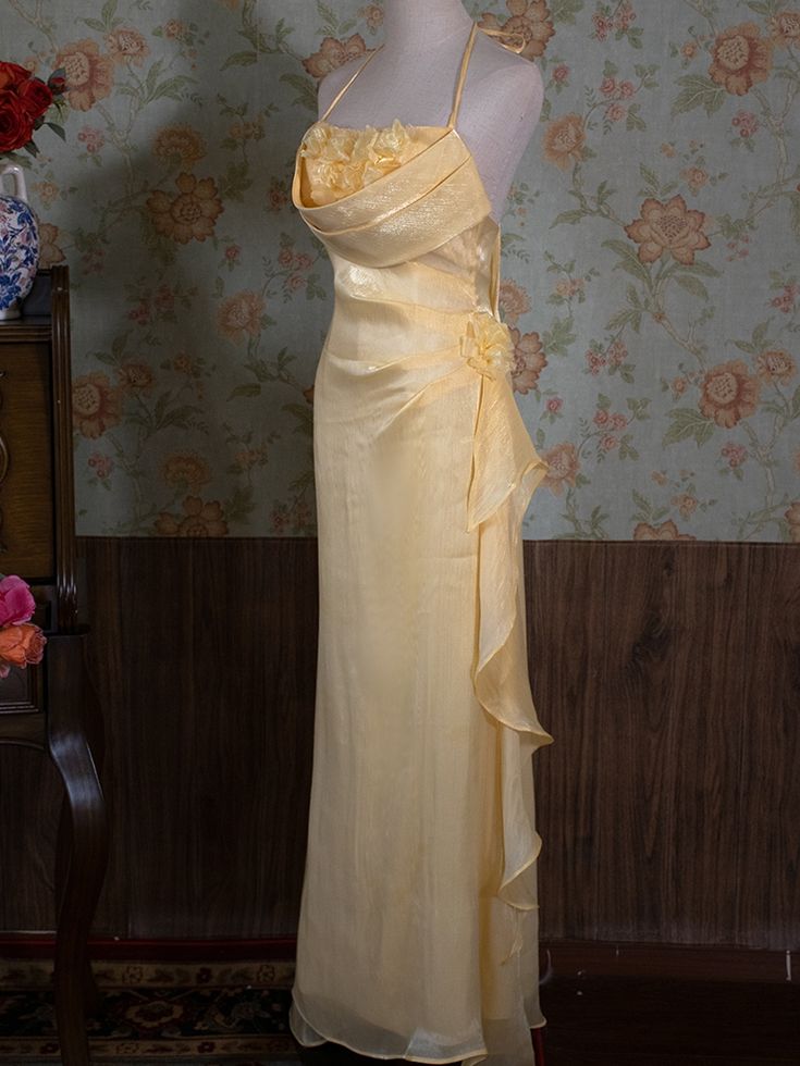 Vintage Yellow Halter Neck Floral Prom Gown Fairy Princess Prom Dress