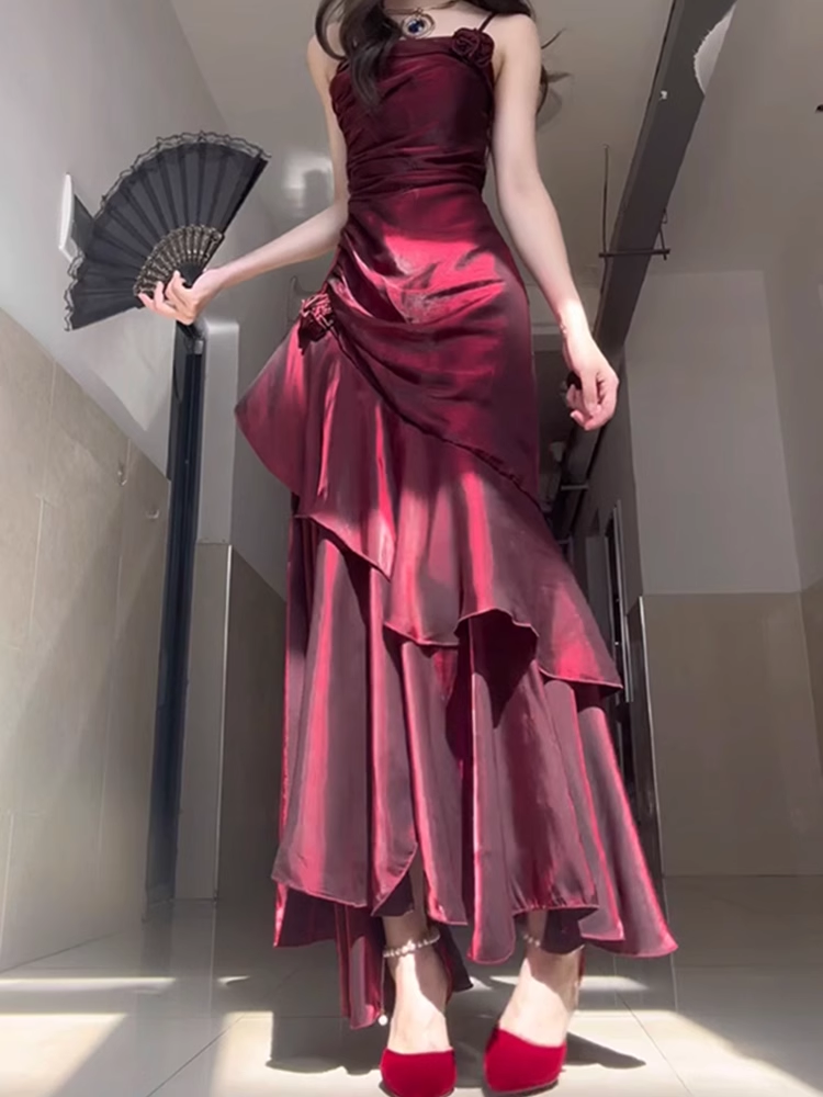 Chic Sheath Spaghetti Straps Burgundy Long Party Dresses Birthday Outfits - VelvetHem