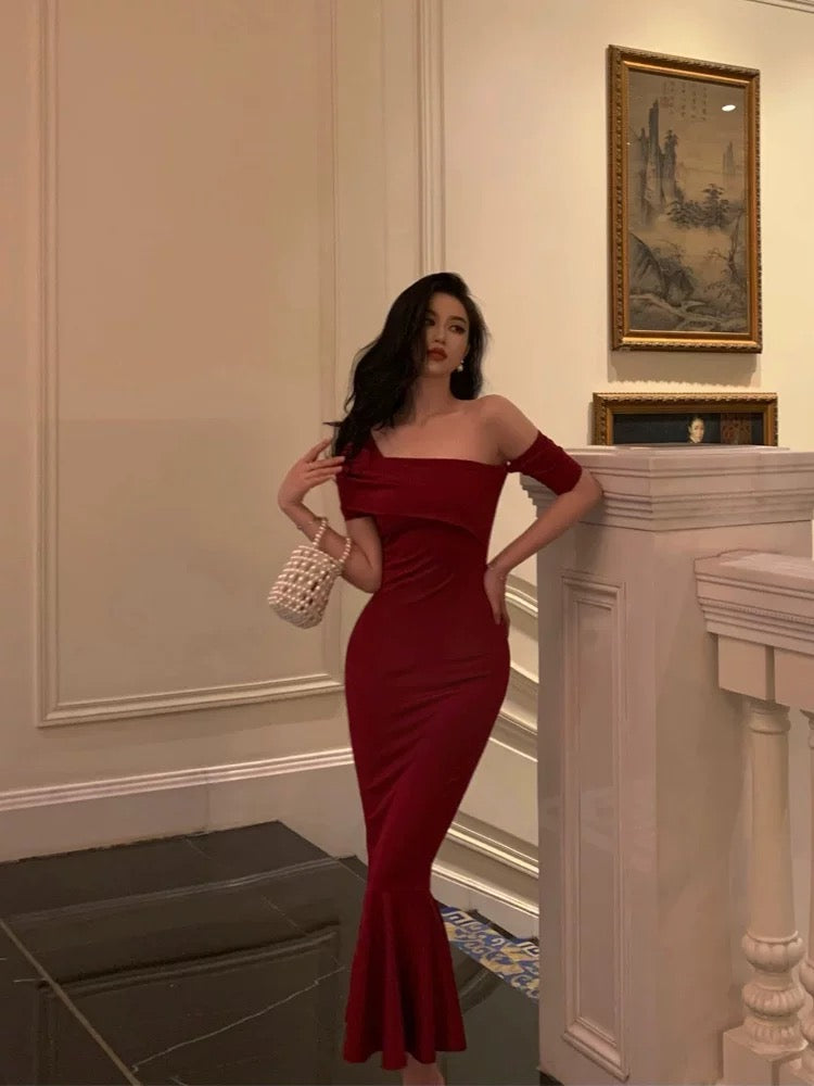 Gorgeous Sheath Off The Shoulder Short Sleeves Date Night Dress Red Prom Dresses Birthday Outfits - VelvetHem
