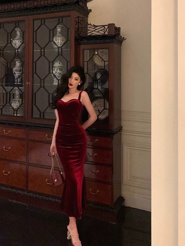 Sexy Sheath Square Neckline Burgundy Velvet Date Night Dress Prom Dresses Birthday Outfits - VelvetHem