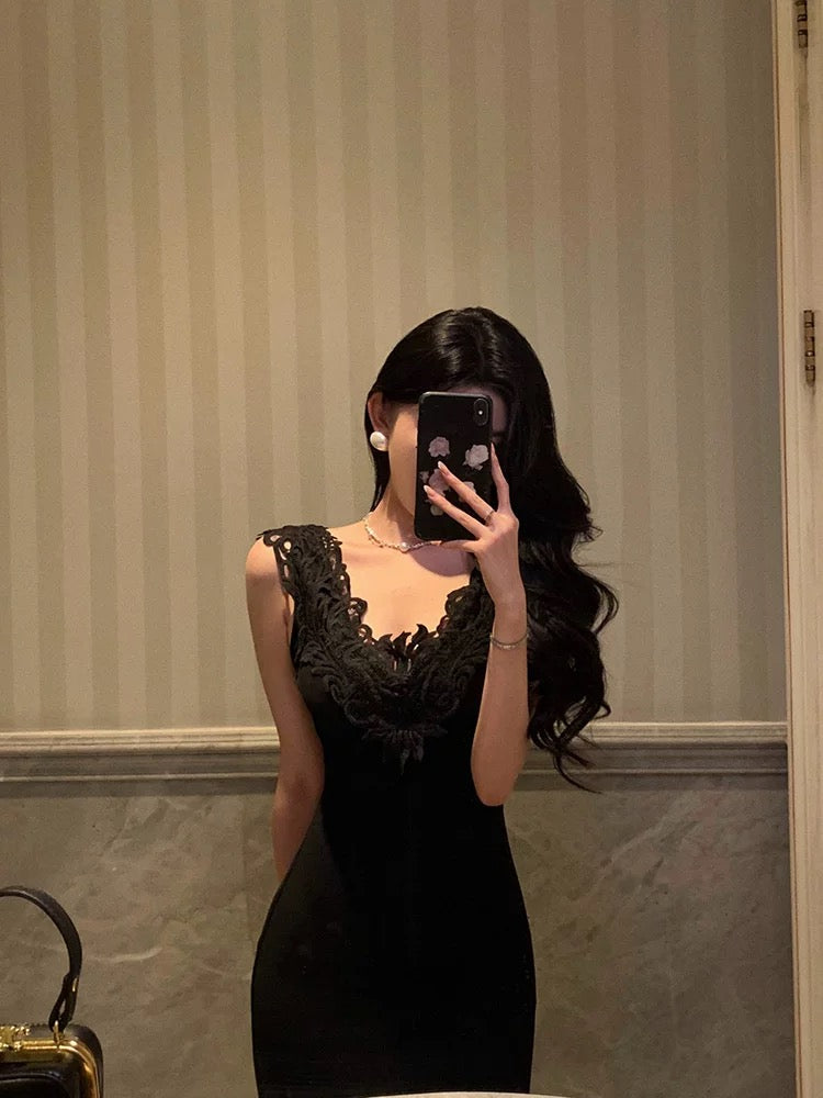 Sexy Sheath V Neckline Black Long Prom Dresses Birthday Outfits Evening Gown - View 4 | VelvetHem
