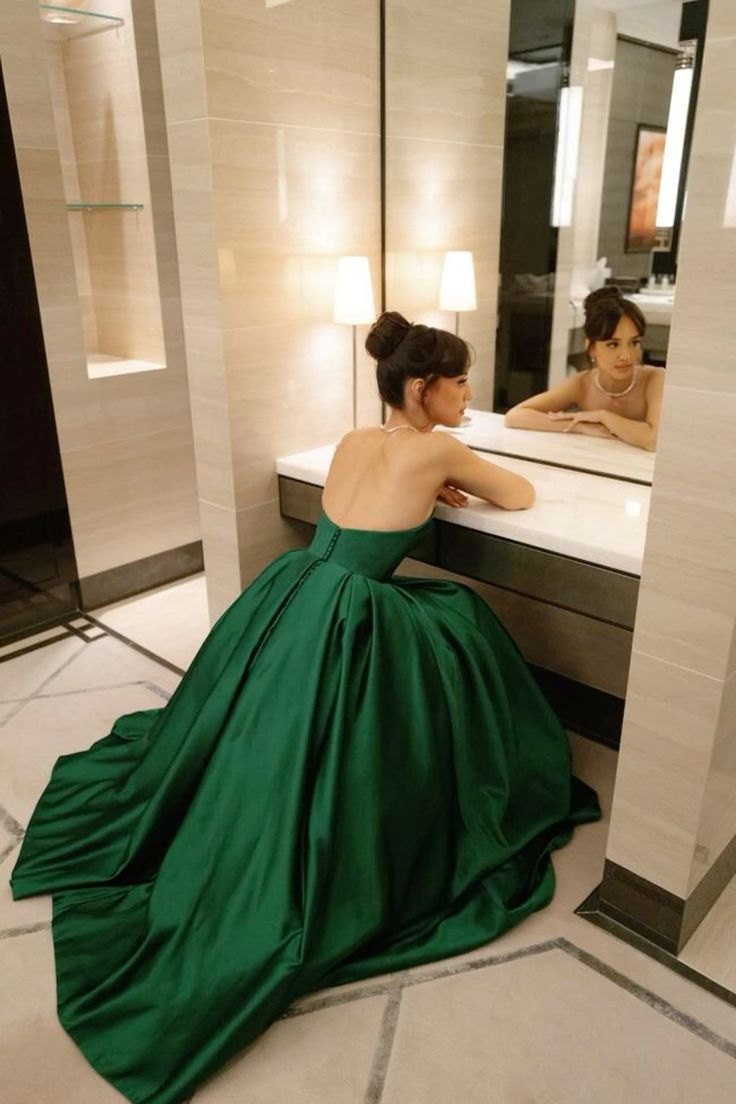 Elegant Strapless Green A Line Satin Party Evening Dress - View 3 | VelvetHem