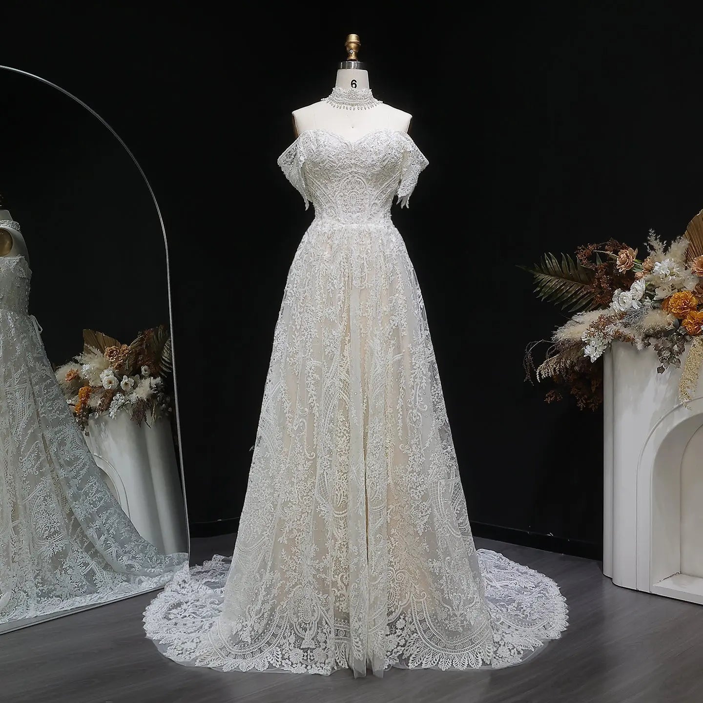 Off White Elegant Lace Pearl Embroidery Ball Gown Wedding Dress ZP168