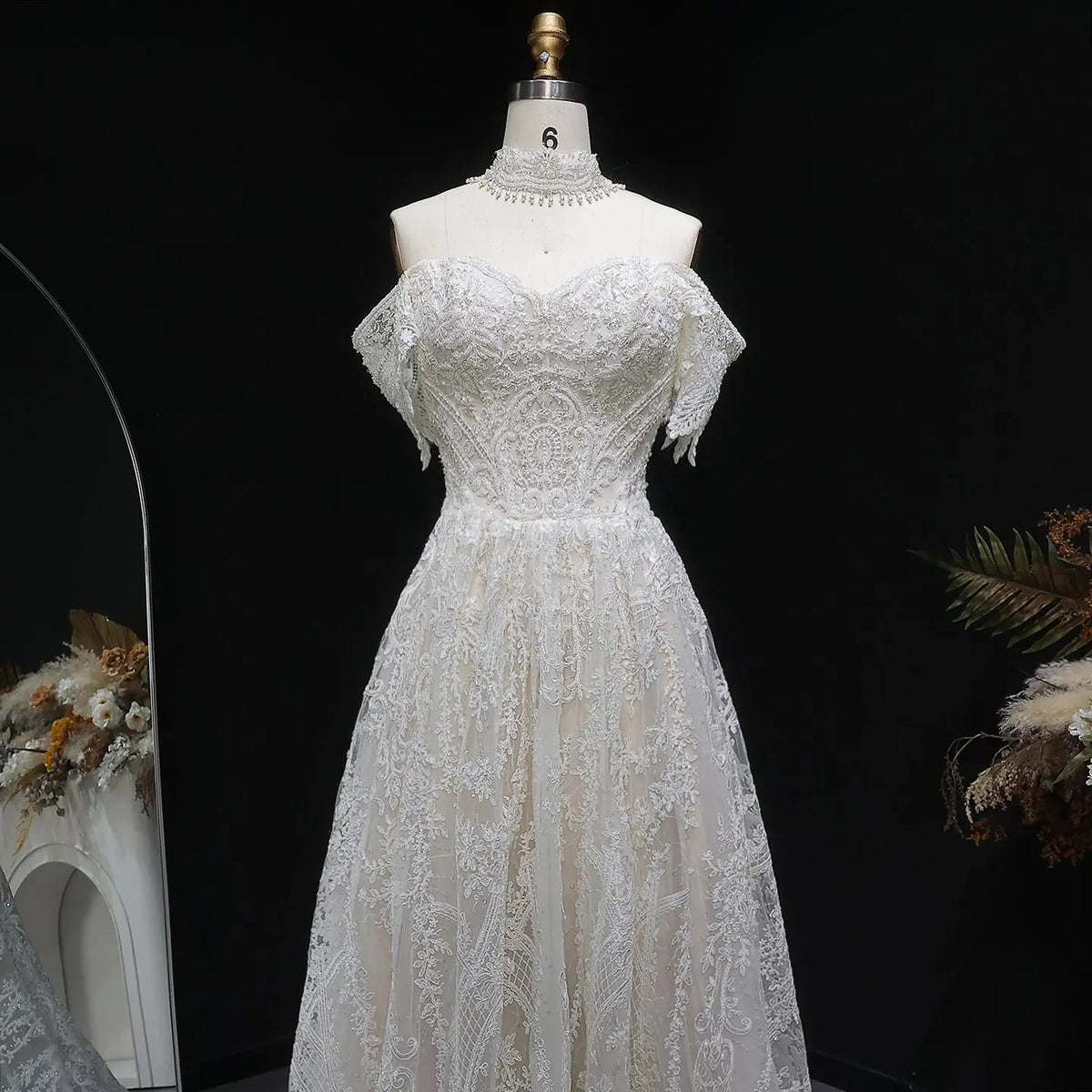 Off White Elegant Lace Pearl Embroidery Ball Gown Wedding Dress ZP168