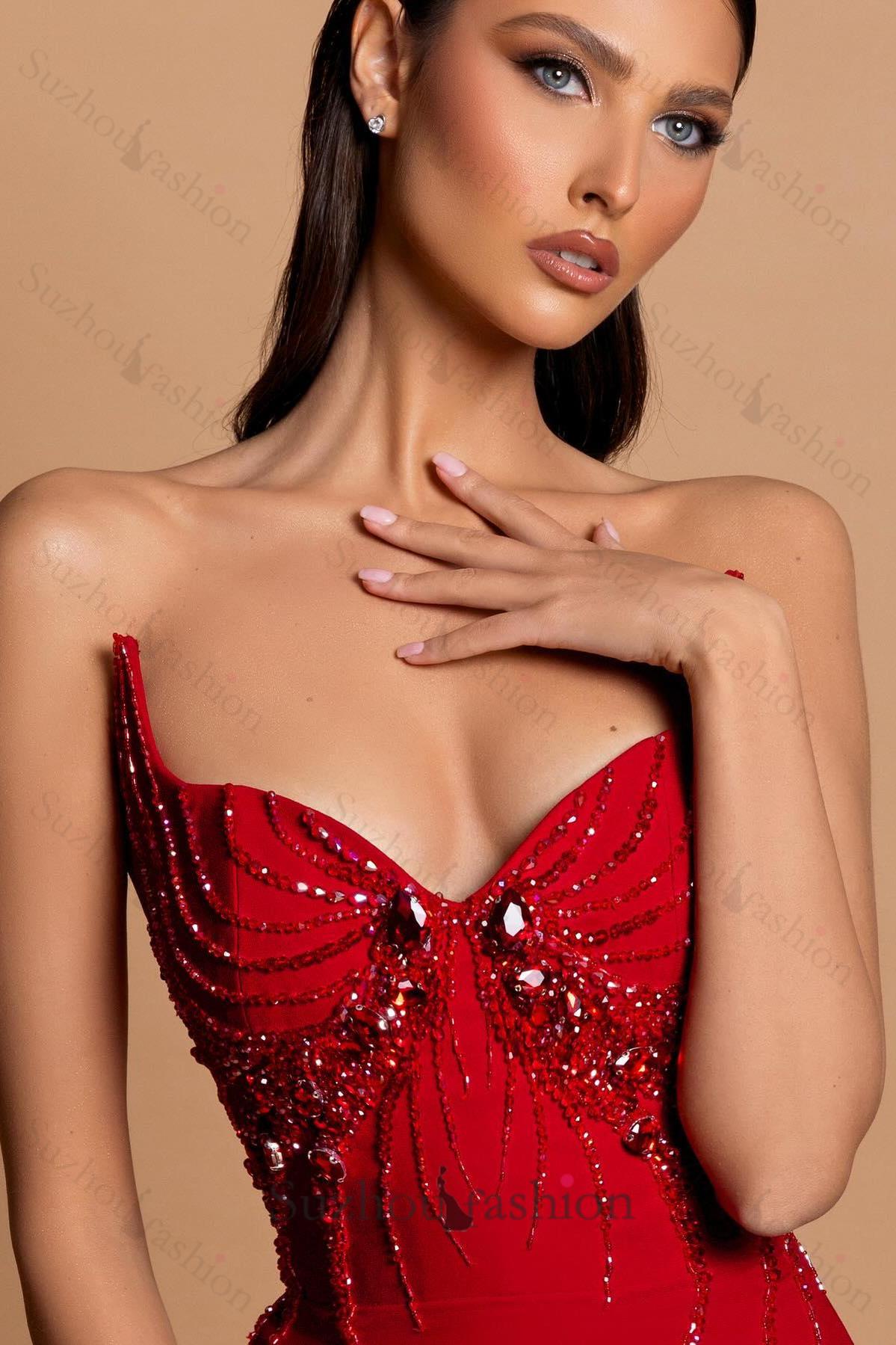 Satin Sleeveless Mermaid Sweetheart Rhinestone Formal Dress