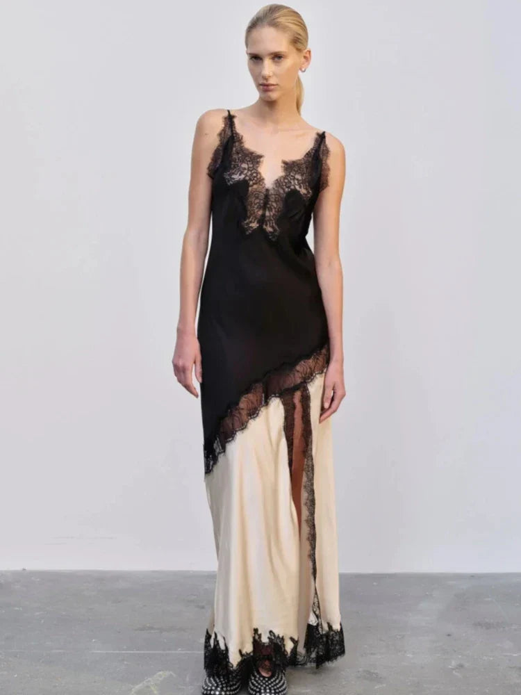 Sling V-Neck Colorblock Backless Long Lace Dress - VelvetHem