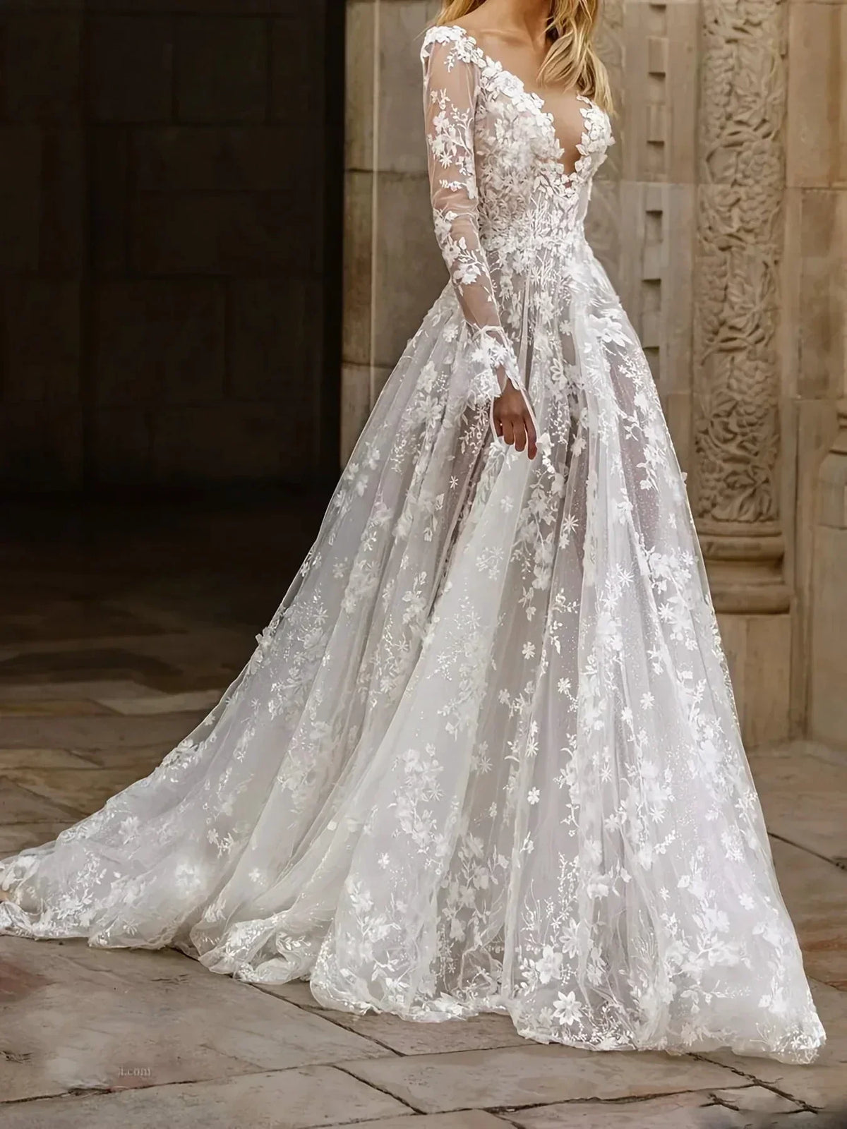 Sexy Bride Robe Lace White Backless Wedding Evening Dress Elegant Low Cut Deep V Neck Stretchy Satin Maxi Mermaid Celebrity Gown (ZD14271) - VelvetHem