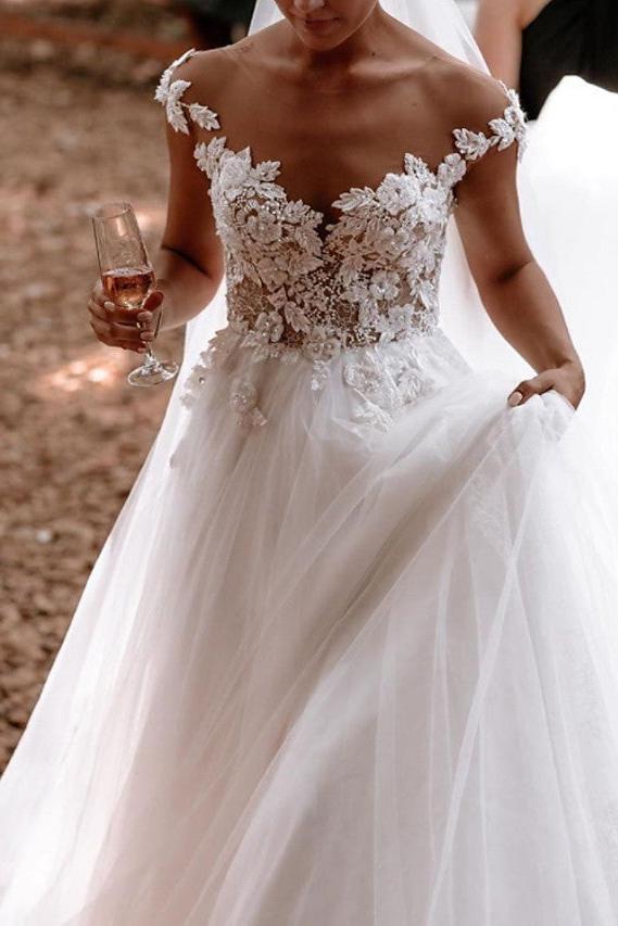 Sexy See-Through A-Line Beach Wedding Dress Jewel Lace Tulle Short Sleeve Bridal Gowns Sweep Train