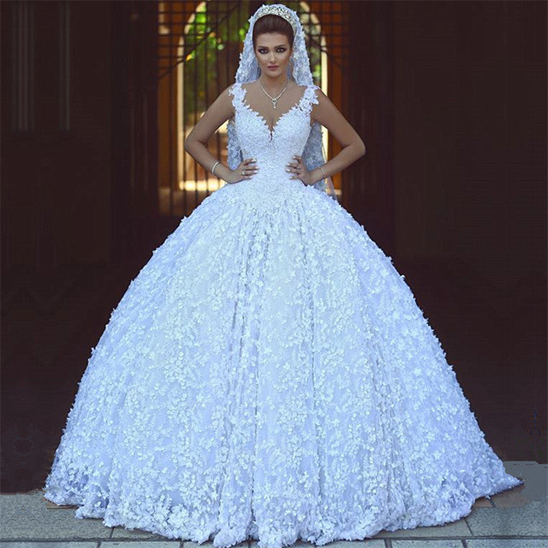 Sexy V-neck Straps Lace Wedding Dresses | Sleeveless Ball Gown Bridal Gowns with Appliques