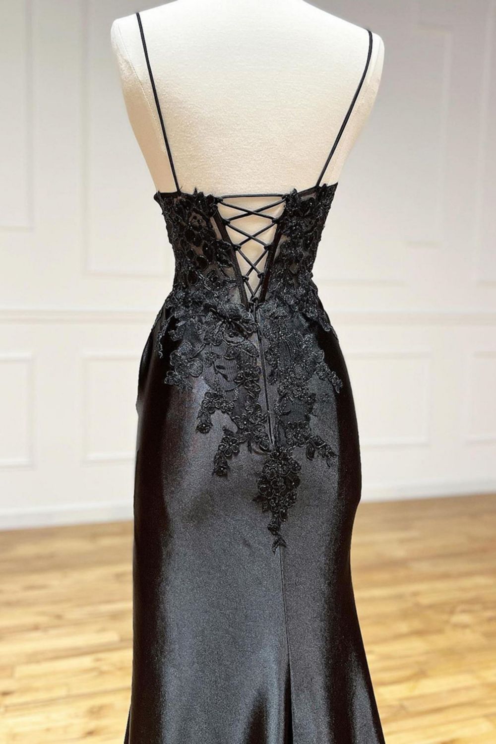 Sexy Black Mermaid Spaghetti Straps Lace Up Back Long Prom Dress With High Slit - View 2 | VelvetHem