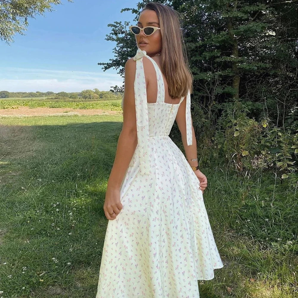 Genoveva Statement Midi Summer Dress with Daisy Print Boutique Collection