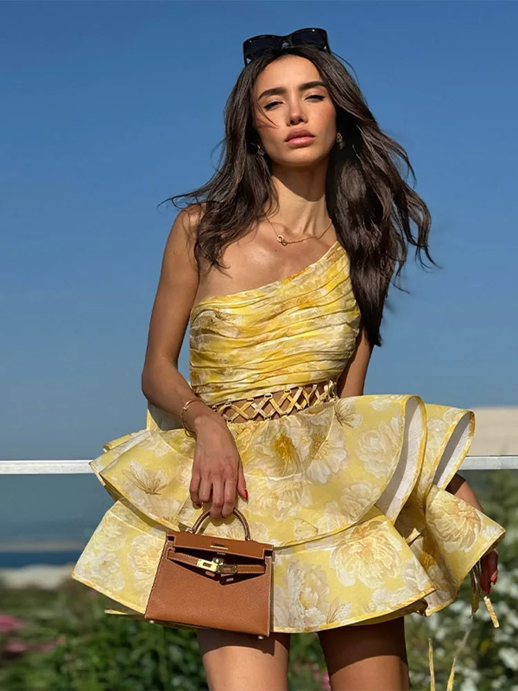 Single Shoulder Pleated Floral Dress - VelvetHem