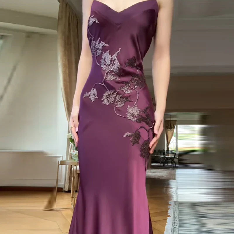 Vintage Elegant Burgundy Spaghetti Strap V-neck Satin Long Prom Dress Evening Dress - View 3 | VelvetHem