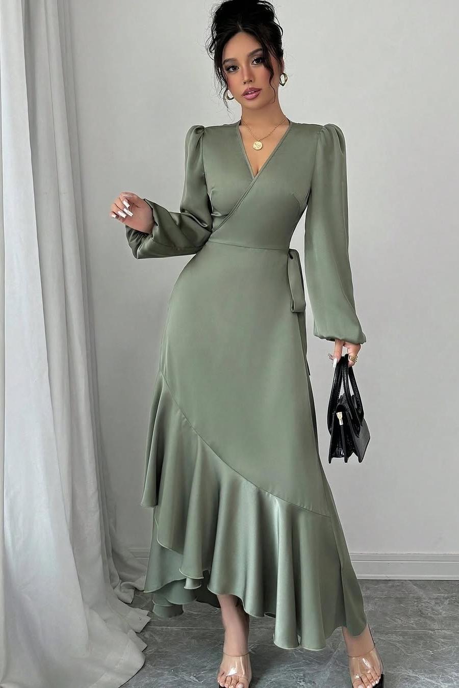 Shinning Long Sleeves V Neck Long Evening Formal Dress With Ruffled Pleated