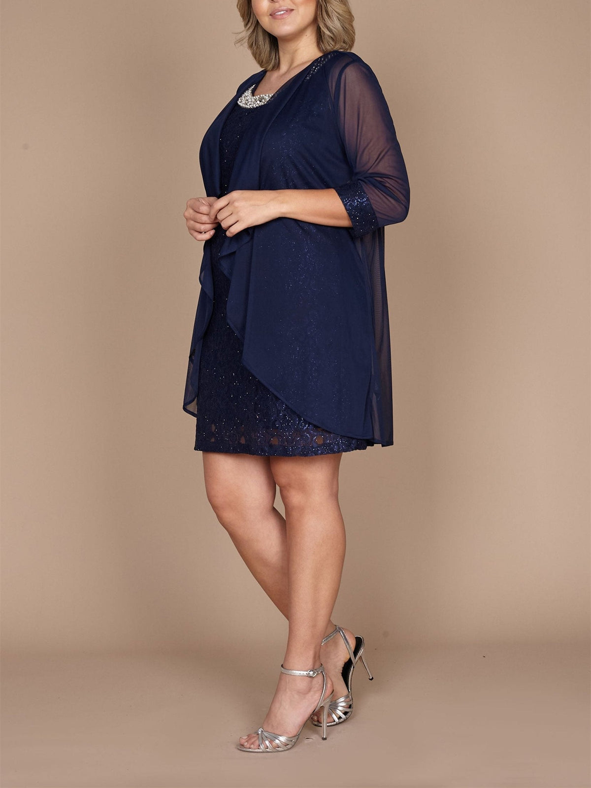 Short Lace Sheath Column Jewel Neck Mother of the Bride Dress