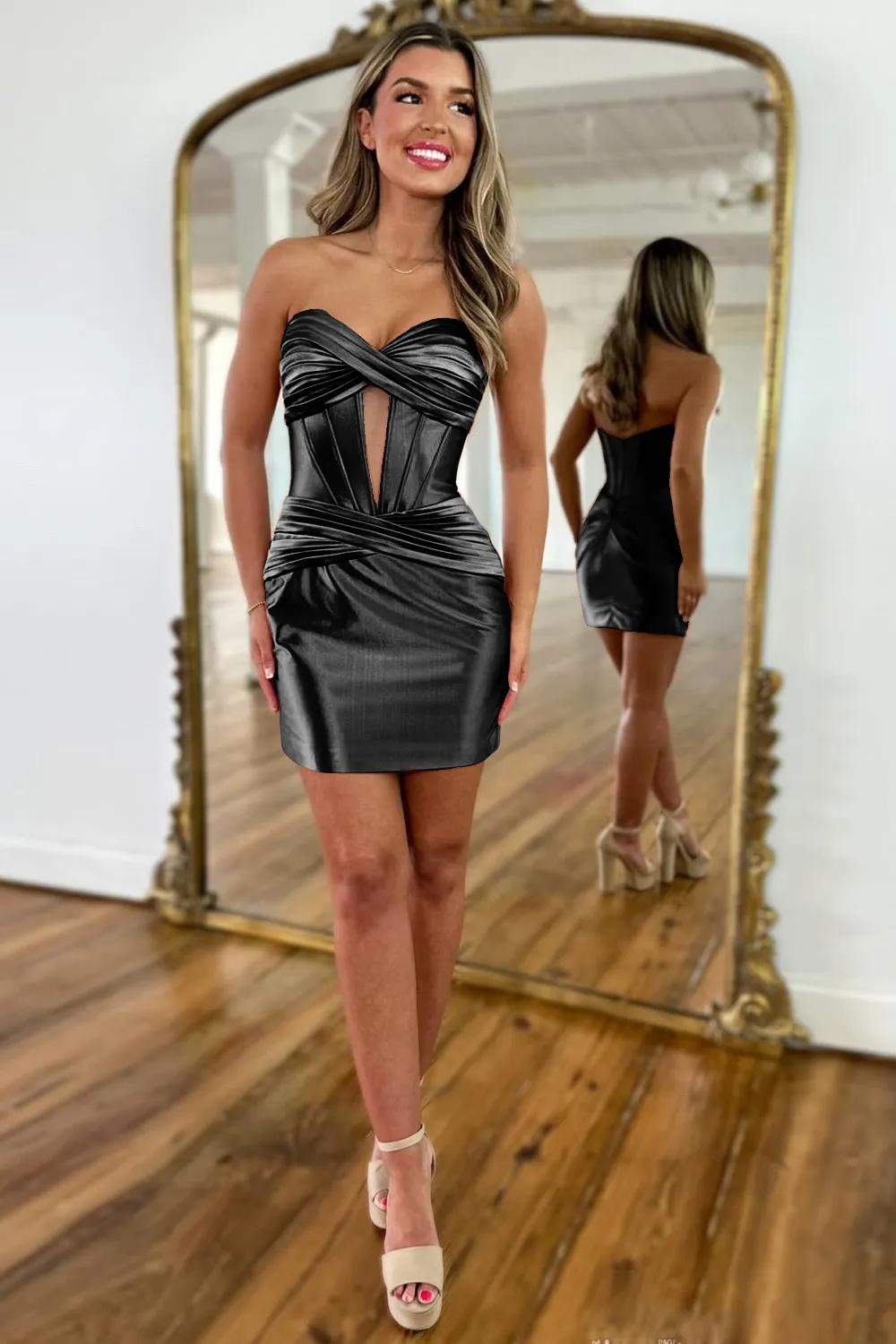 Simple Golden Homecoming Dresses Corset Strapless Tight Short Cocktail Dresses