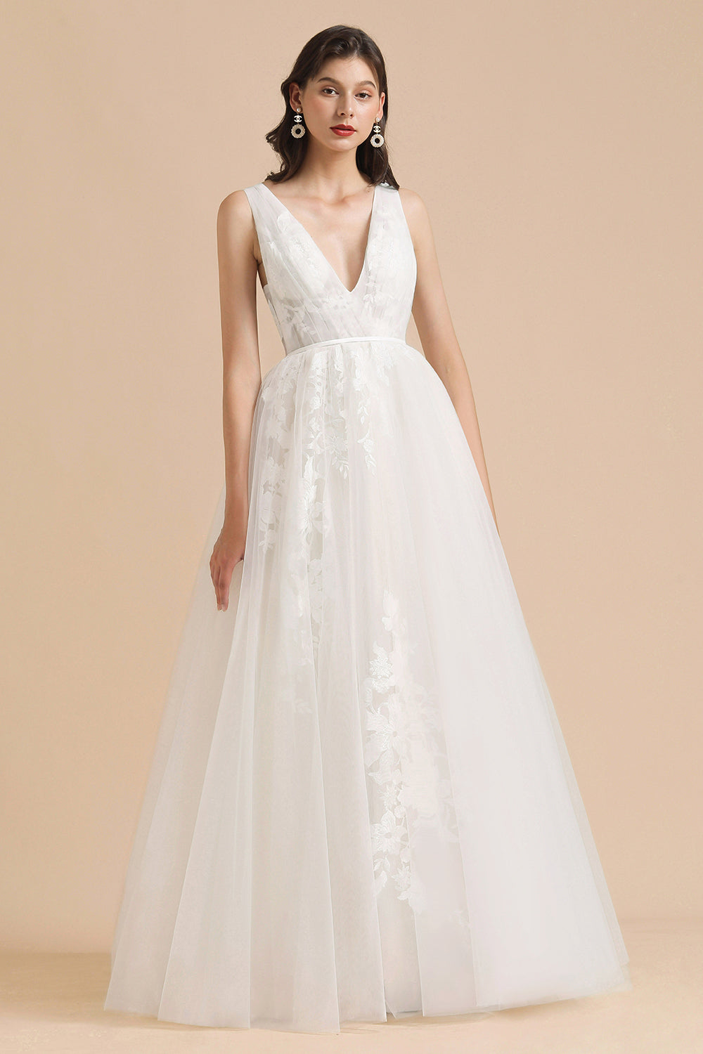 Simple Ivory V-Neck Tulle Lace Wedding Dress | Appliques Garden Bridal Gowns