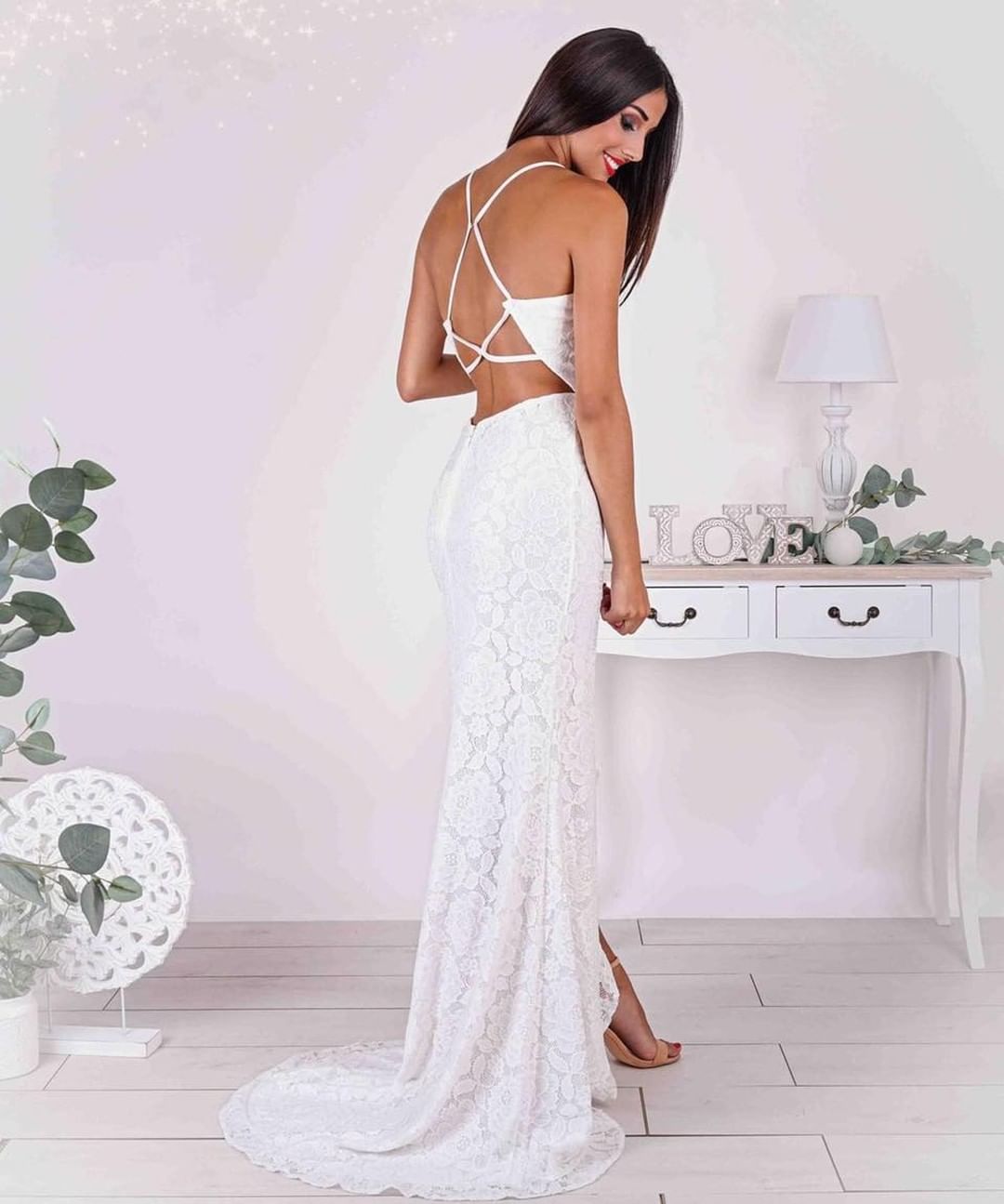 Simple Sleeveless White Satin Front-Split Mermaid Beach Wedding Dresses