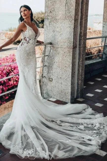 Sleeveless V-Neck Tulle Floor-Length Wedding Dress Lace (ZD15722)