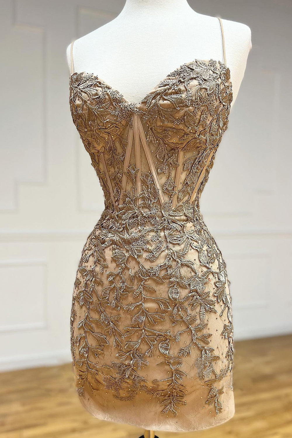 Stormy Homecoming Dresses Spaghetti Straps Tight Short Cocktail Dresses with Appliques