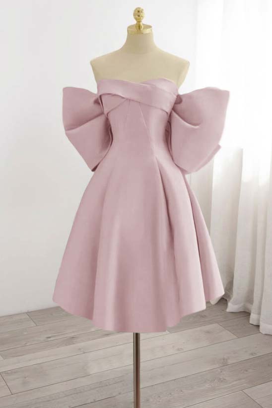 Strapless Sleeveless Short Homecoming Dress With Bowknot Pleated