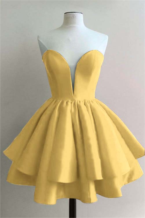 Strapless Sweetheart Sleeveless Pleated Short Homecoming Dress With Ruffles